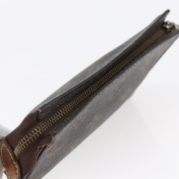 LOUIS VUITTON Monogram Poche Toilette 15 Pouch - Picture 11 of 16